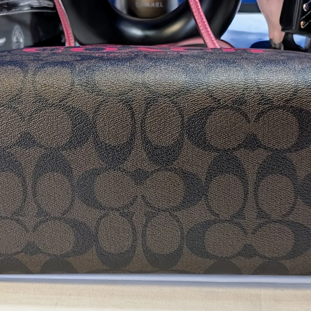 Coach Signature Canvas Zip Tote With Horse And Carriage